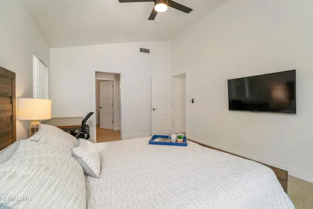 $20,000 | 19067 Sprague Street, Tarzana, CA 91356