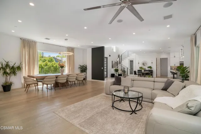 $20,000 | 19067 Sprague Street, Tarzana, CA 91356