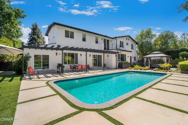 $20,000 | 19067 Sprague Street, Tarzana, CA 91356