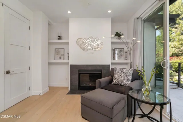 $20,000 | 19067 Sprague Street, Tarzana, CA 91356