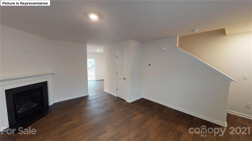 7101 Finnigan Road Charlotte, NC 28215 - Photo 6 of 22 Gallery Image 6