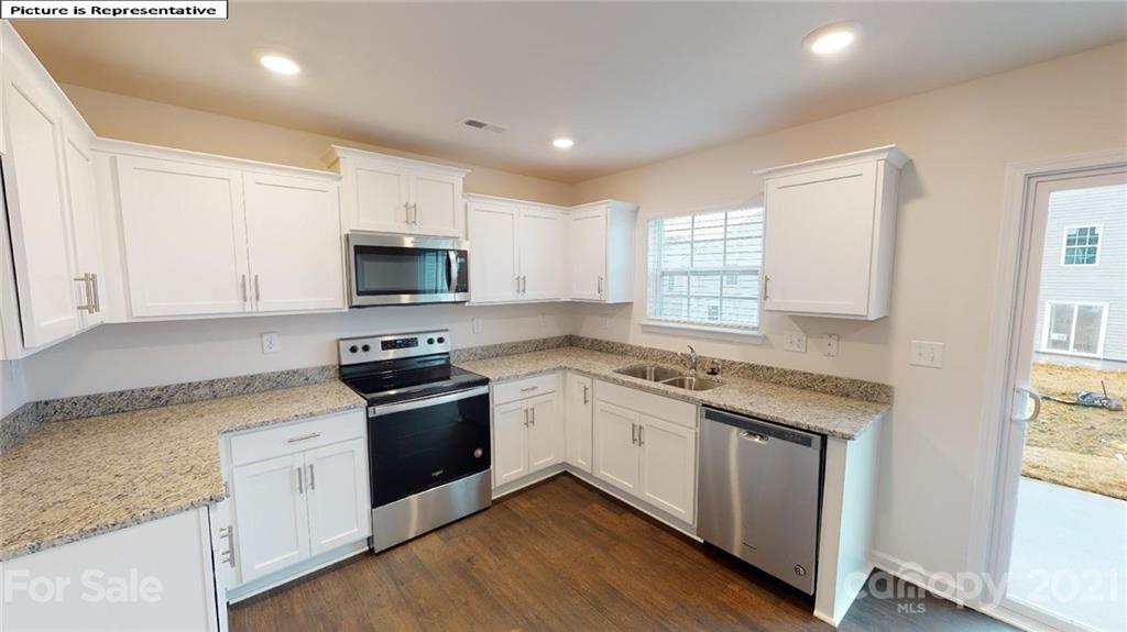 7101 Finnigan Road Charlotte, NC 28215 - Photo 7 of 22 Gallery Image 7