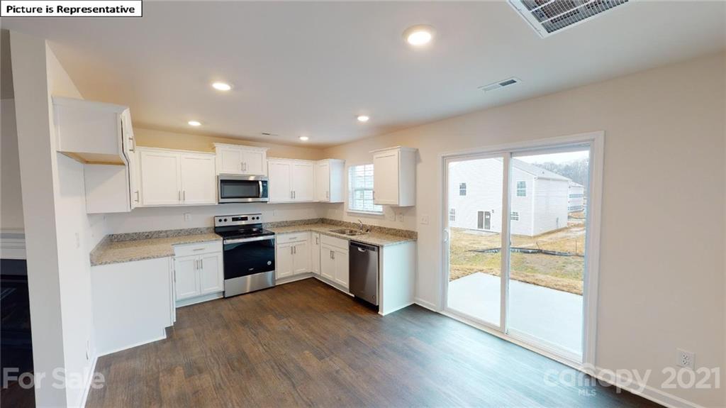 7101 Finnigan Road Charlotte, NC 28215 - Photo 9 of 22 Gallery Image 9