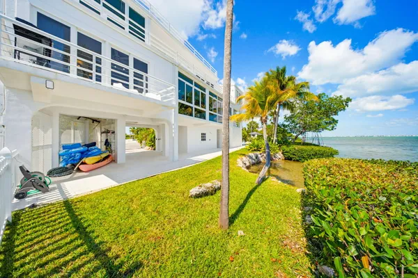 $3,500,000 | 1083 Labat Lane, Cudjoe, FL 33042