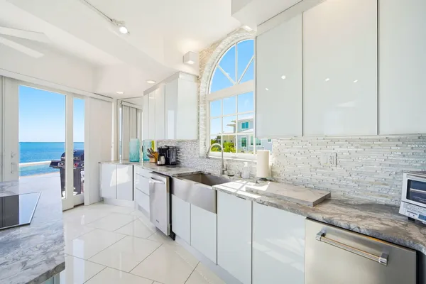 $3,500,000 | 1083 Labat Lane, Cudjoe, FL 33042