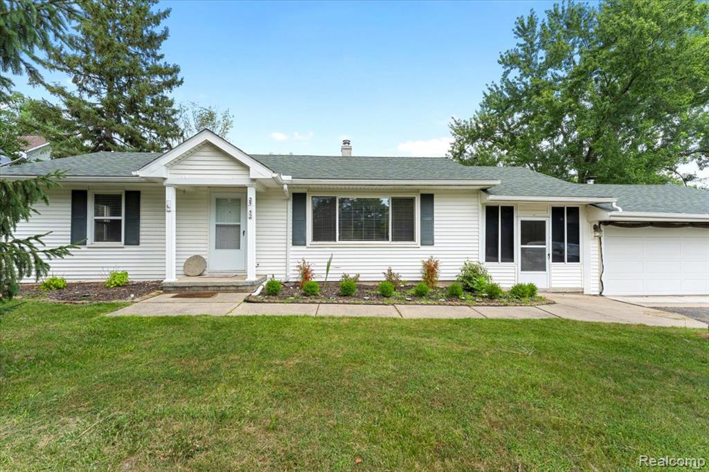 25952 Power Road Farmington Hills, MI 48336 - Photo 1 of 23