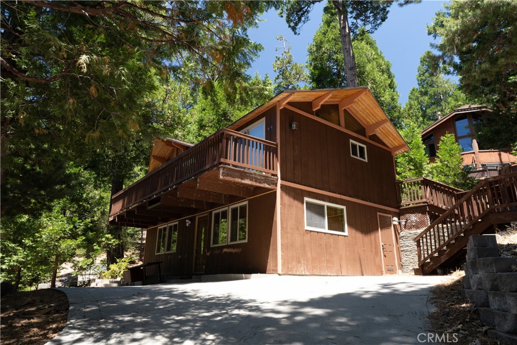 392 Pioneer Road Lake Arrowhead, CA 92352 - Photo 35 of 41