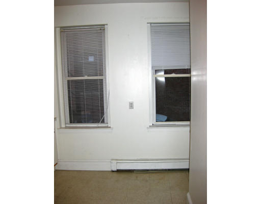 22 Perry Street, Unit 1 Brookline, MA 02445 - Photo 5 of 8 Gallery Image 5