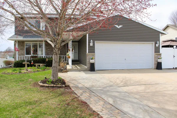 $435,000 | 4404 57th Street Northwest, Rochester, MN 55901