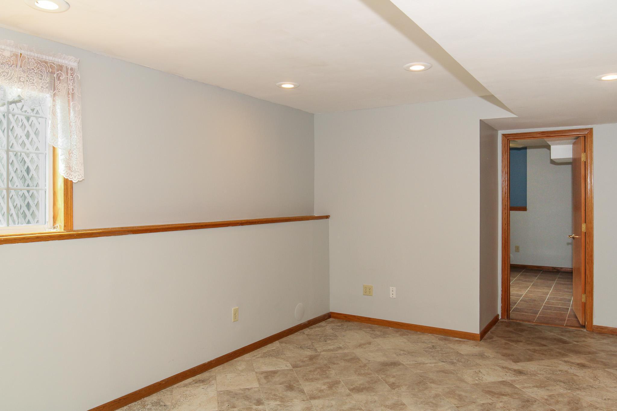 4404 57th Street Northwest Rochester, MN 55901 - Photo 37 of 50