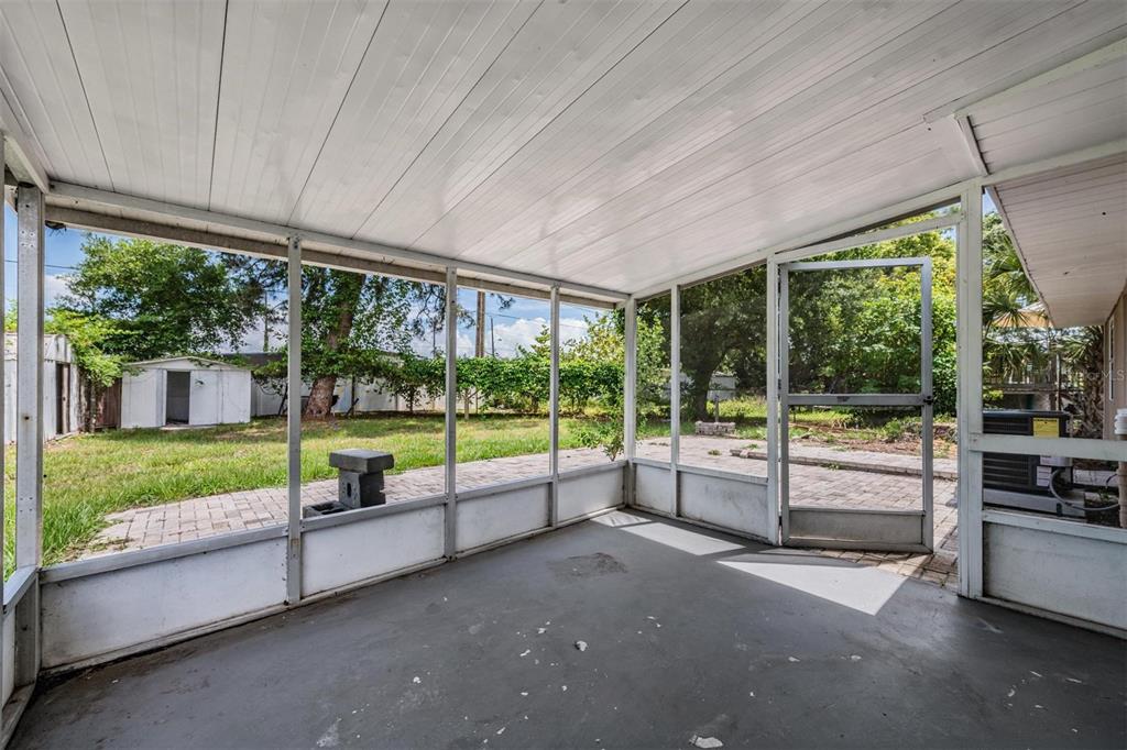 636 Stremma Road Largo, FL 33770 - Photo 21 of 35