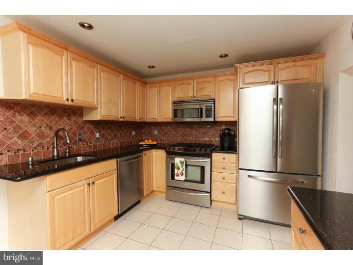 9753 Glenhope Road Philadelphia, PA 19115 - Photo 9 of 25 Kitchen