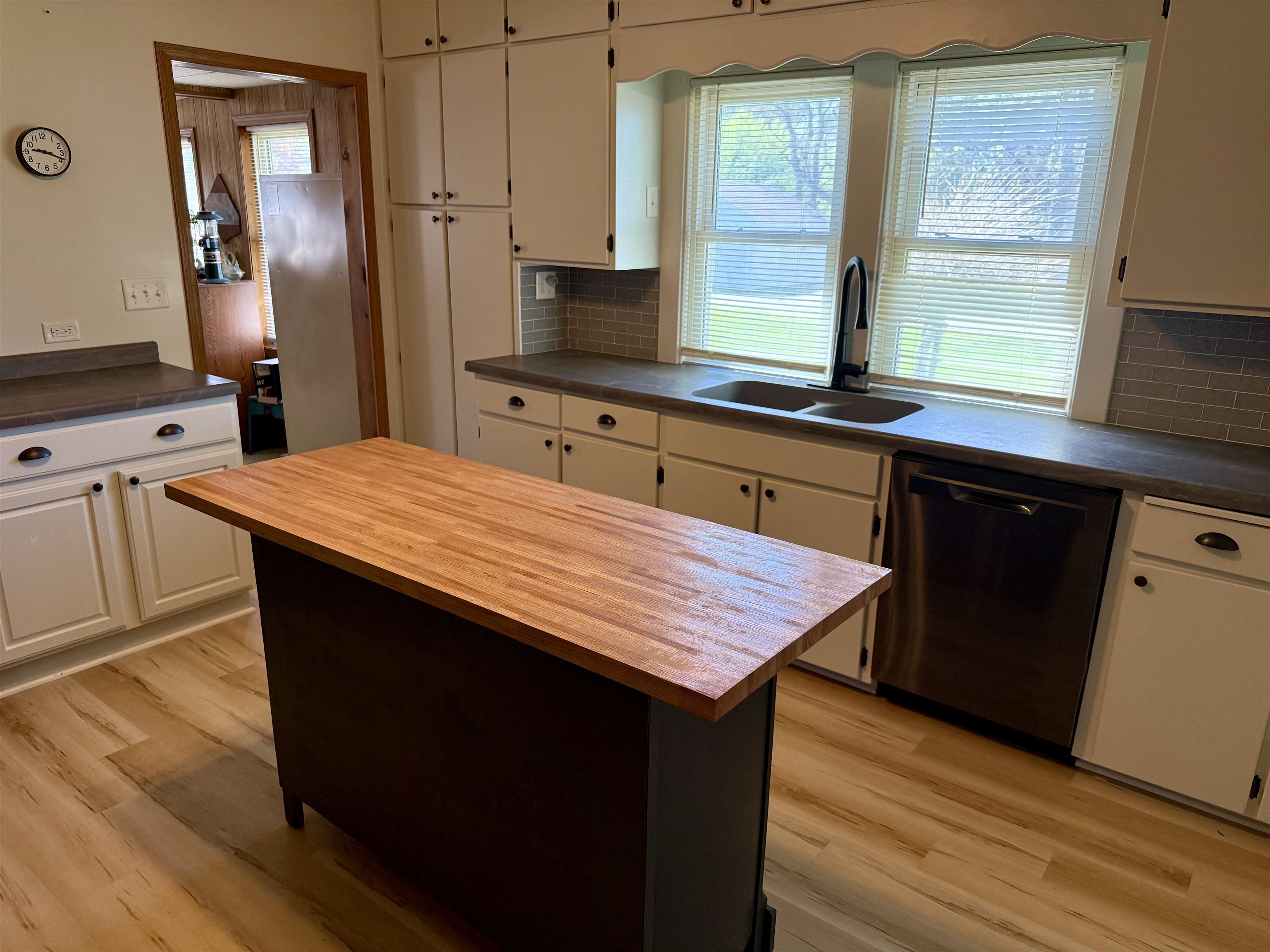 152 North Ohio Street Prairie du Chien, WI 53821 - Photo 15 of 33