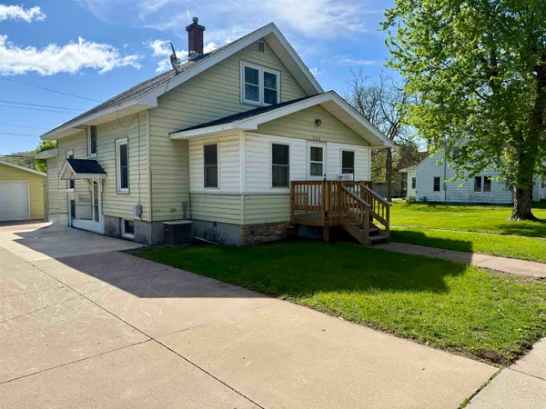 $249,000 | 152 North Ohio Street, Prairie du Chien, WI 53821
