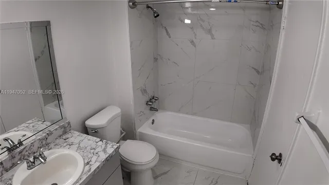 $2,132 | 11110 Southwest 196th Street, Unit A209, Cutler Bay, FL 33157