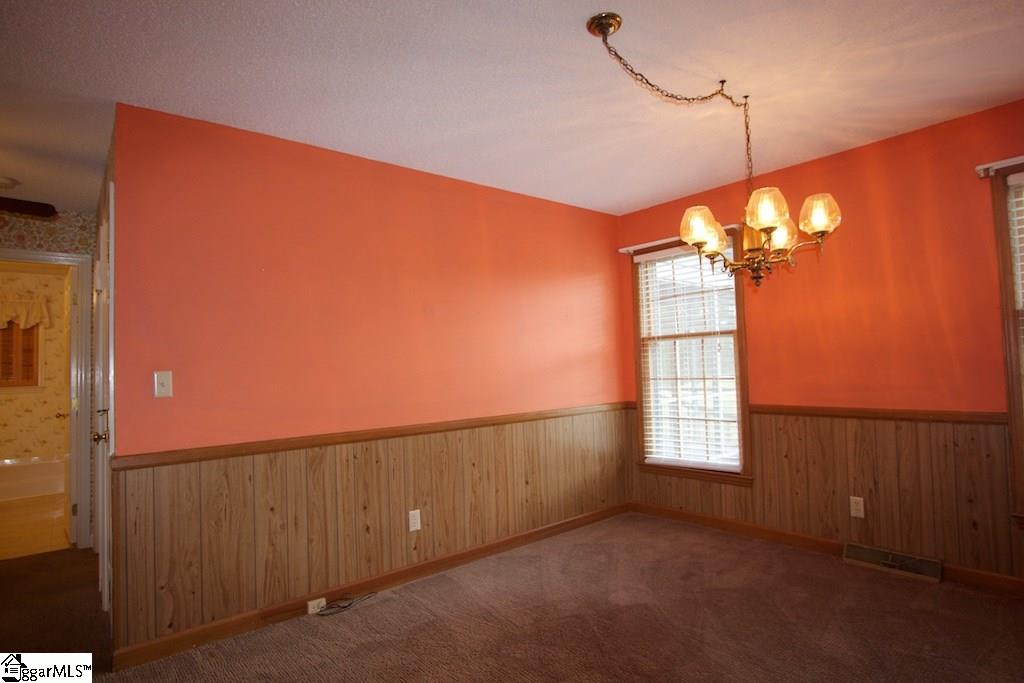 312 North Suber Road Greer, SC 29651 - Photo 4 of 21