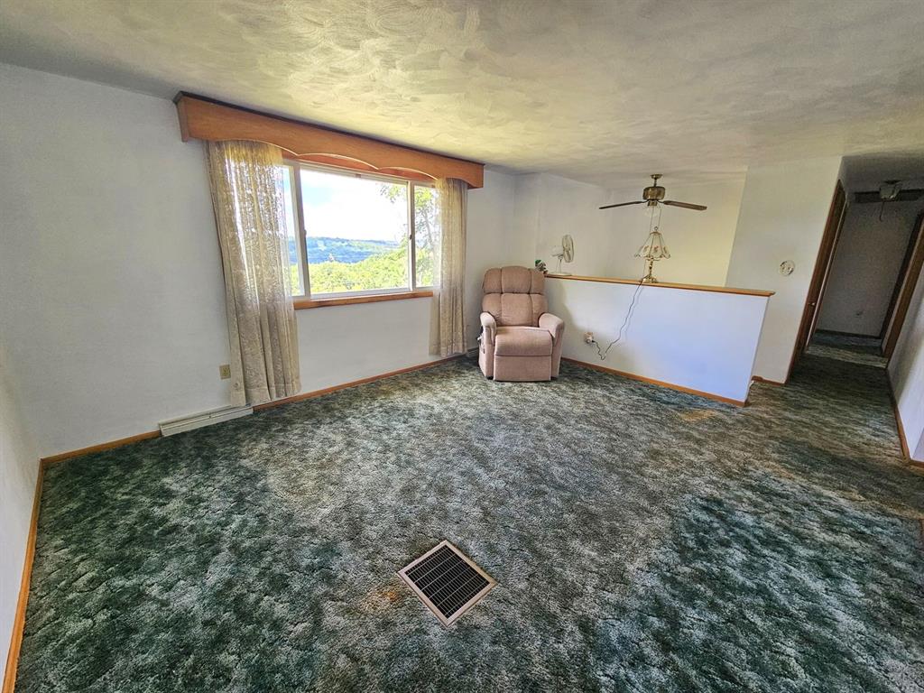 640 Taylorstown Ridge Road Taylorstown, PA 15365 - Photo 25 of 37