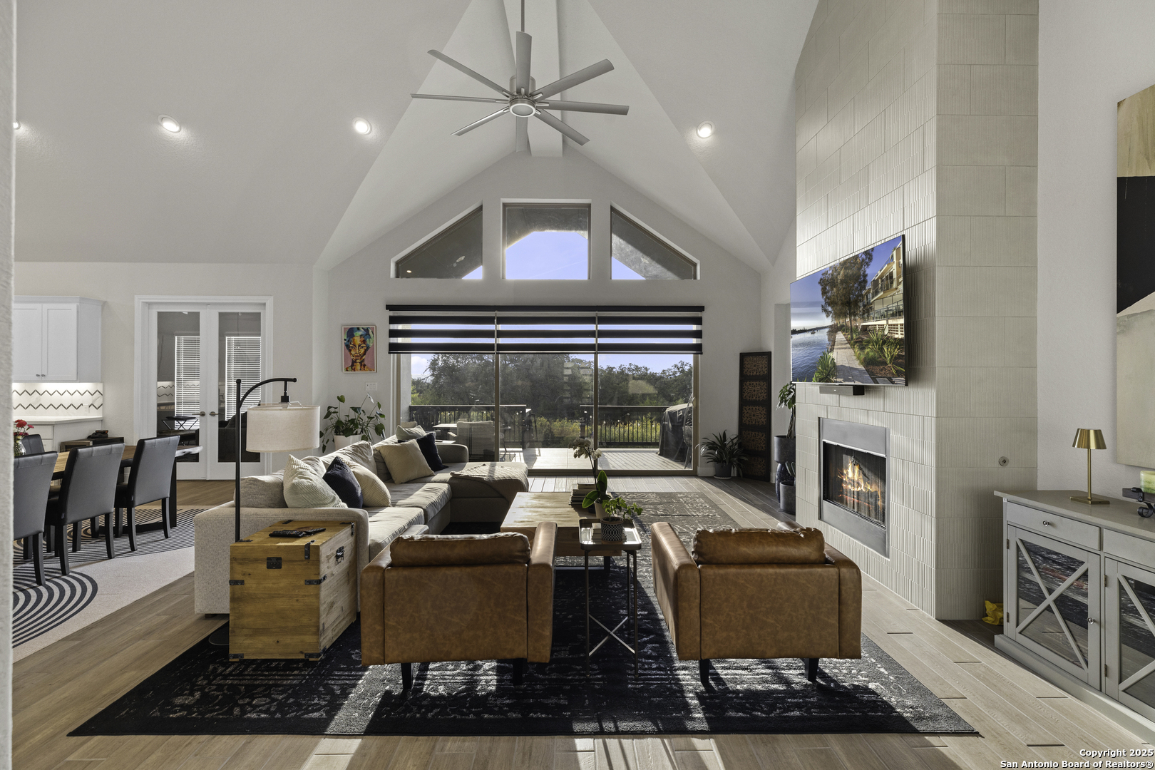 552 Falcon Cove Castroville, TX 78009 - Photo 12 of 41