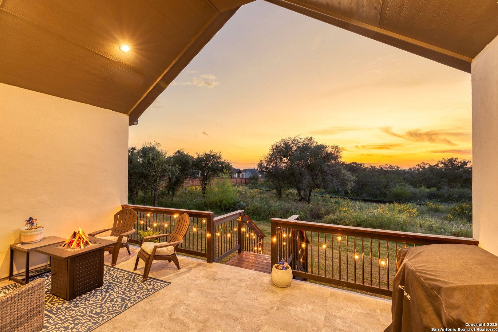 552 Falcon Cove Castroville, TX 78009 - Photo 2 of 41