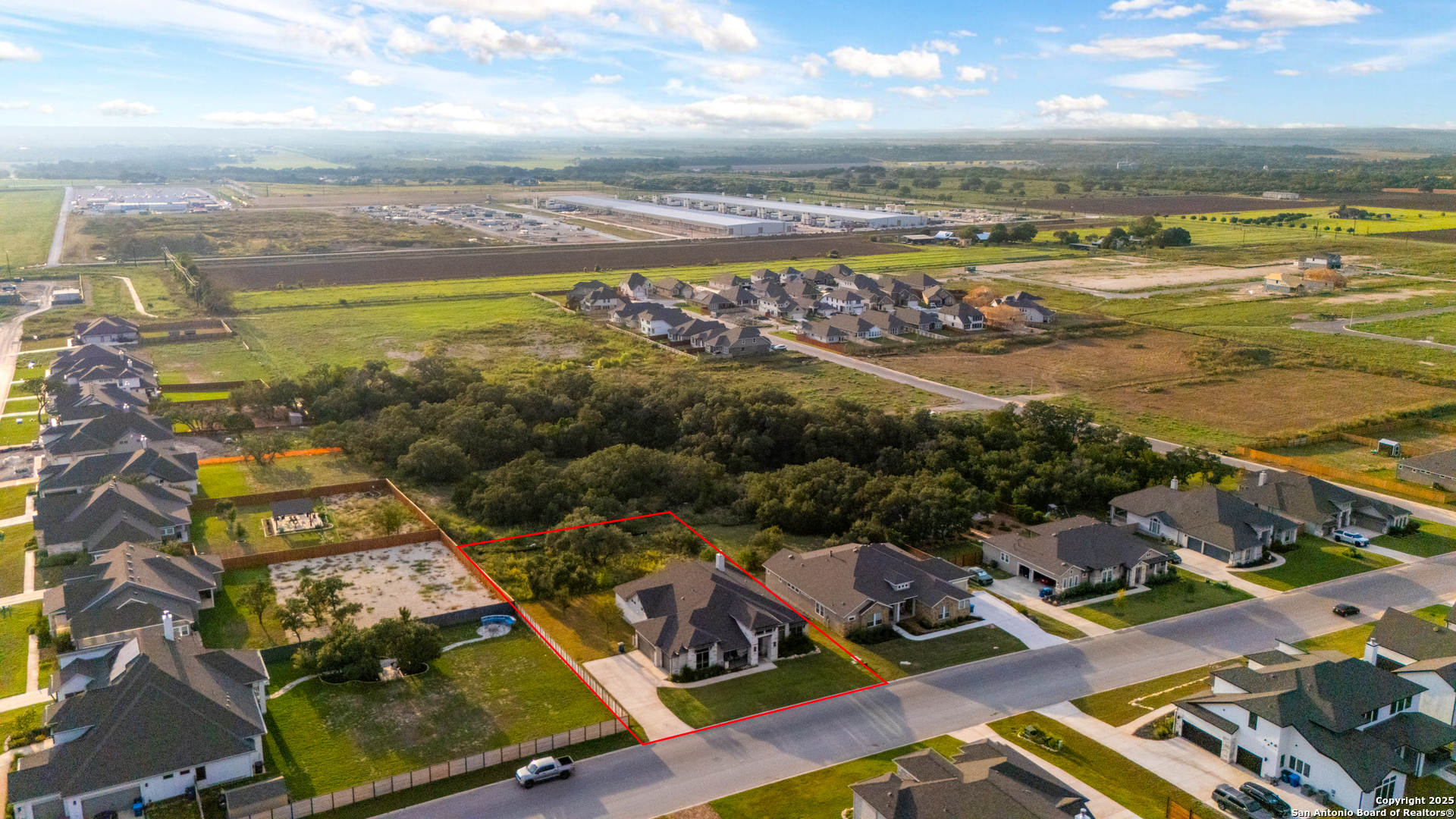 552 Falcon Cove Castroville, TX 78009 - Photo 8 of 41