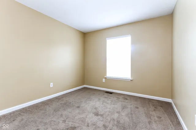 $1,940 | 235 Westridge Boulevard, Greenwood, IN 46142