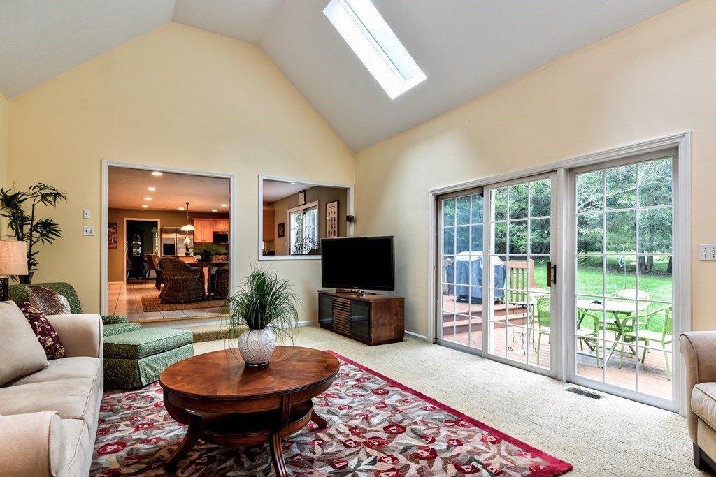 1 Whitridge Road Natick, MA 01760 - Photo 15 of 34 Gallery Image 15
