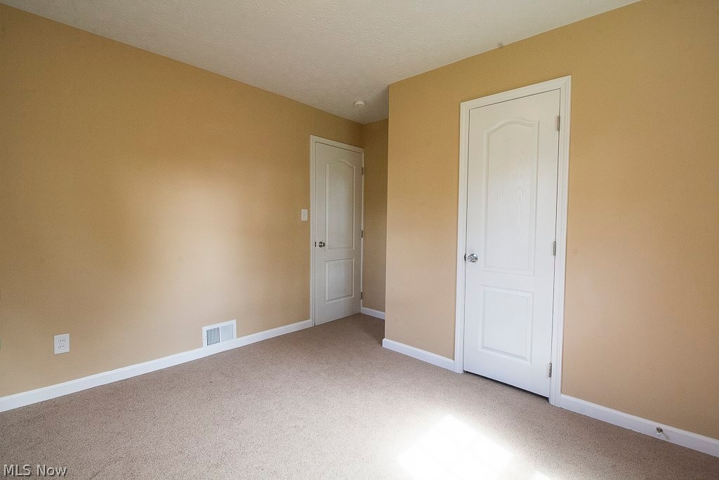 23800 Colbourne Road Euclid, OH 44123 - Photo 12 of 27