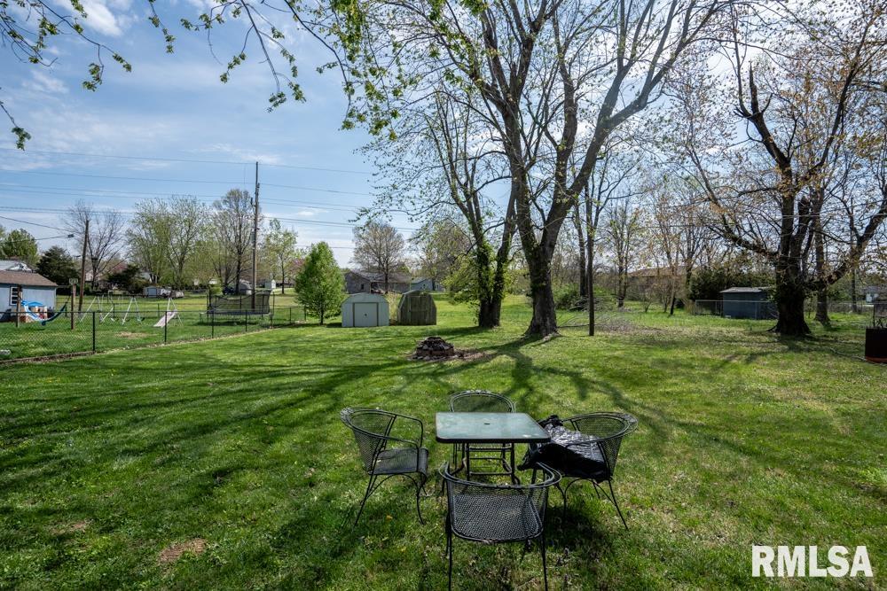 116 Circle Drive Herrin, IL 62948 - Photo 18 of 22