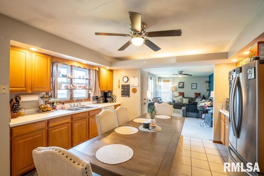 116 Circle Drive Herrin, IL 62948 - Photo 10 of 22