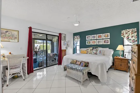 $289,000 | 5893 Sunswept Lane, Unit B, Boynton Beach, FL 33437