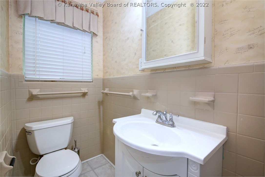 934 Ridgemont Road Charleston, WV 25314 - Photo 19 of 30 Gallery Image 19