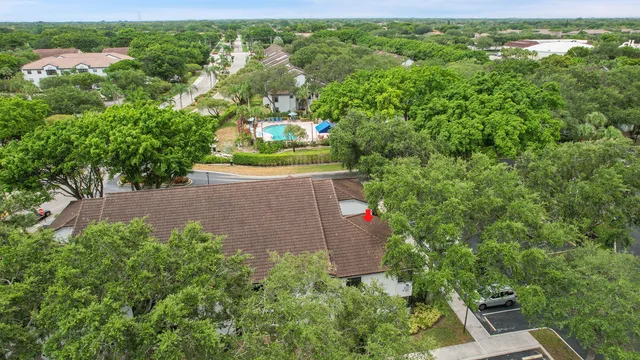 $210,000 | 5379 Verona Drive, Unit H CORNER, Boynton Beach, FL 33437