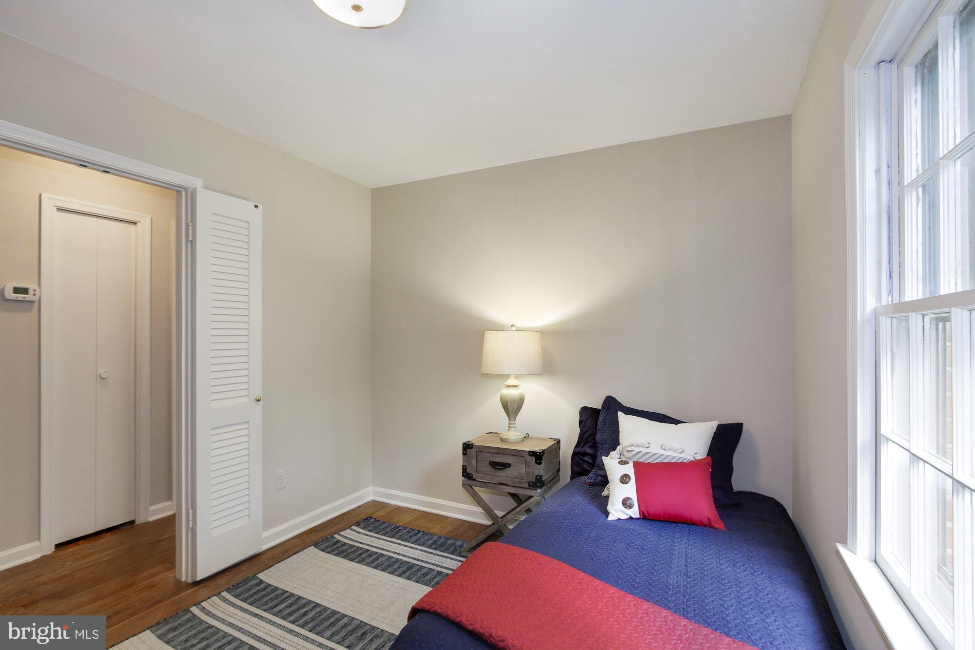 9721 Byeforde Road Kensington, MD 20895 - Photo 25 of 32 Bedroom
