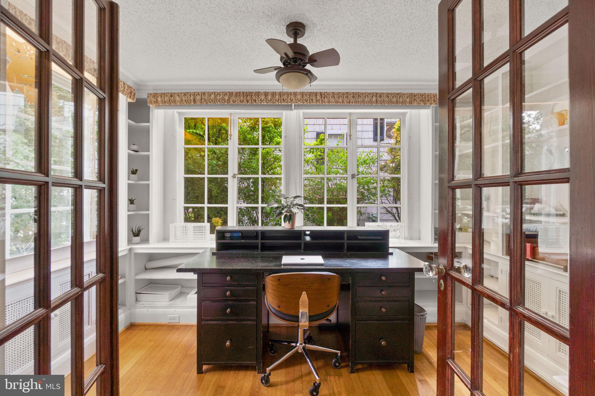 322 St Dunstans Road Baltimore, MD 21212 - Photo 8 of 36 Gallery Image 8