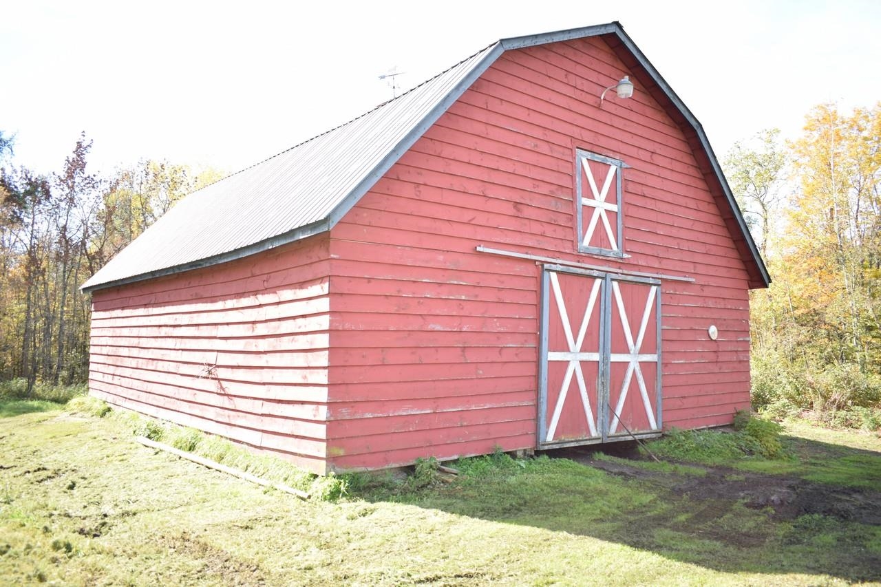 157 West Main Street Lunenburg, VT 05906 - Photo 6 of 14