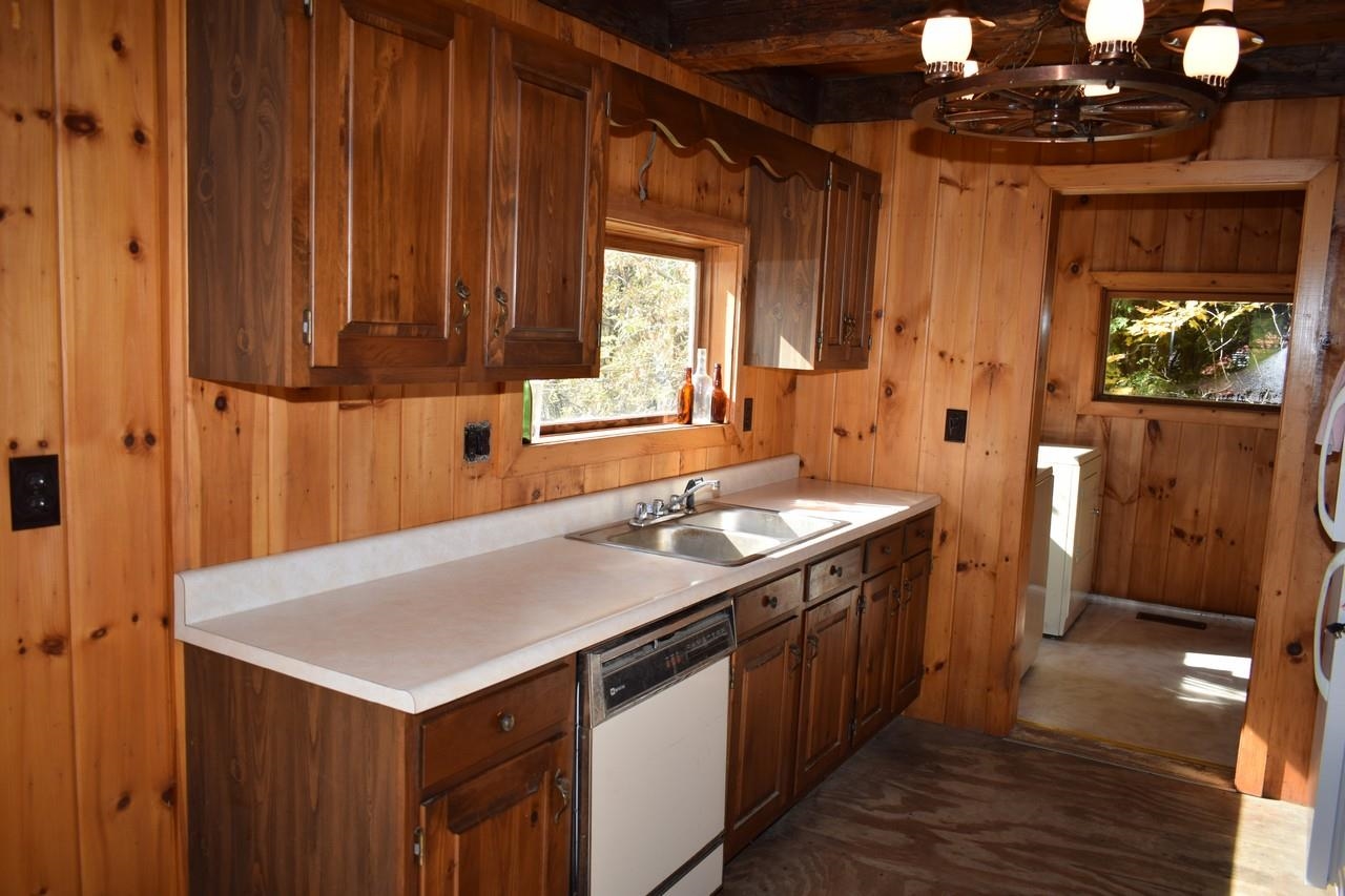 157 West Main Street Lunenburg, VT 05906 - Photo 7 of 14