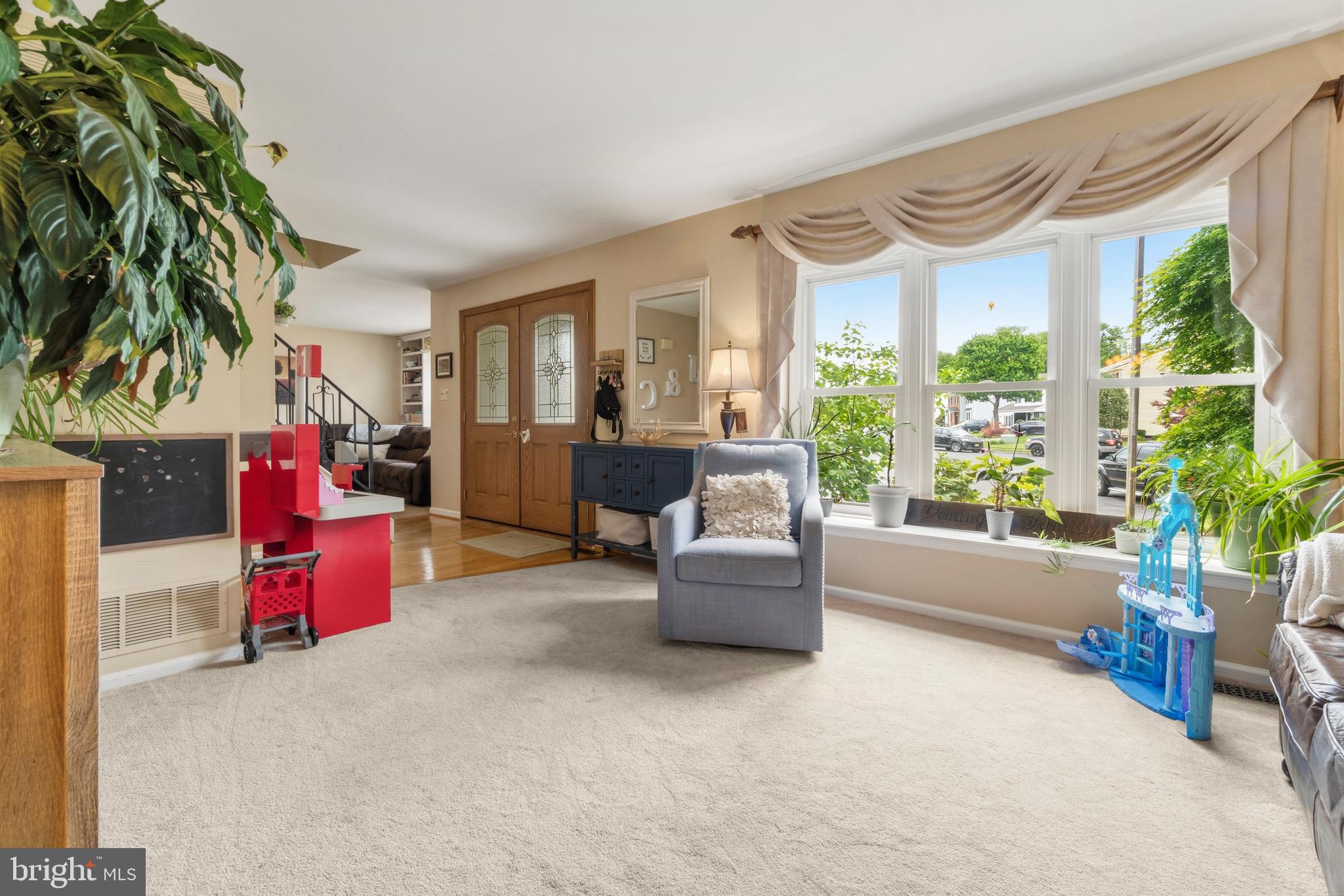 2 Farnham Court Laurel Springs, NJ 08021 - Photo 6 of 33 a living room with furniture and a large window