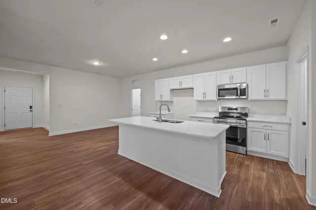 $399,900 | 565 Husketh Road, Youngsville, NC 27596