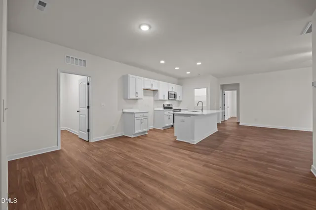 $399,900 | 565 Husketh Road, Youngsville, NC 27596