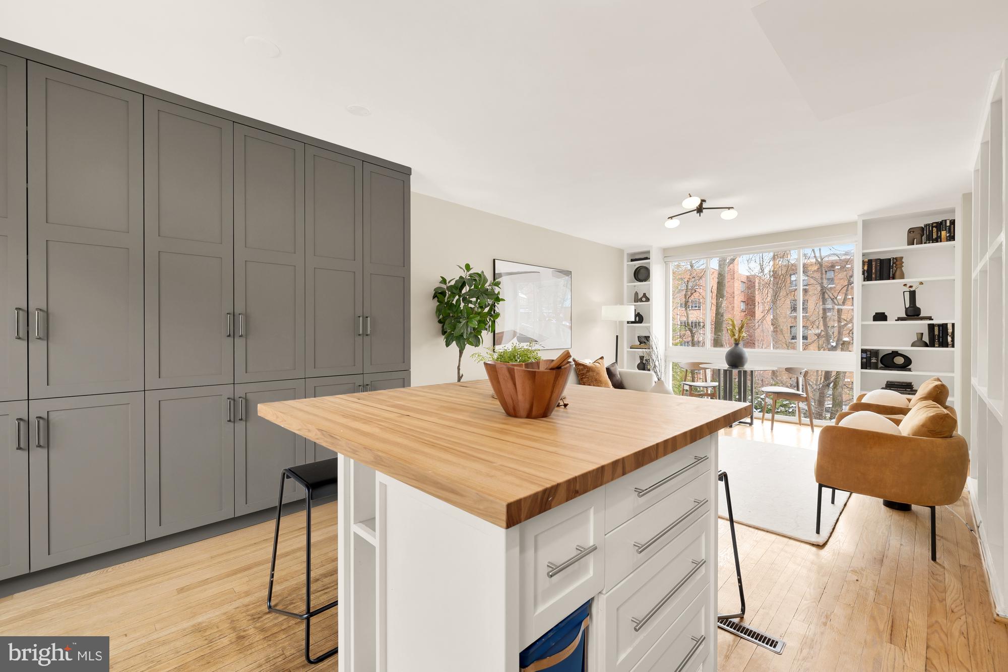 1733 Harvard Street Northwest Washington, DC 20009 - Photo 13 of 45