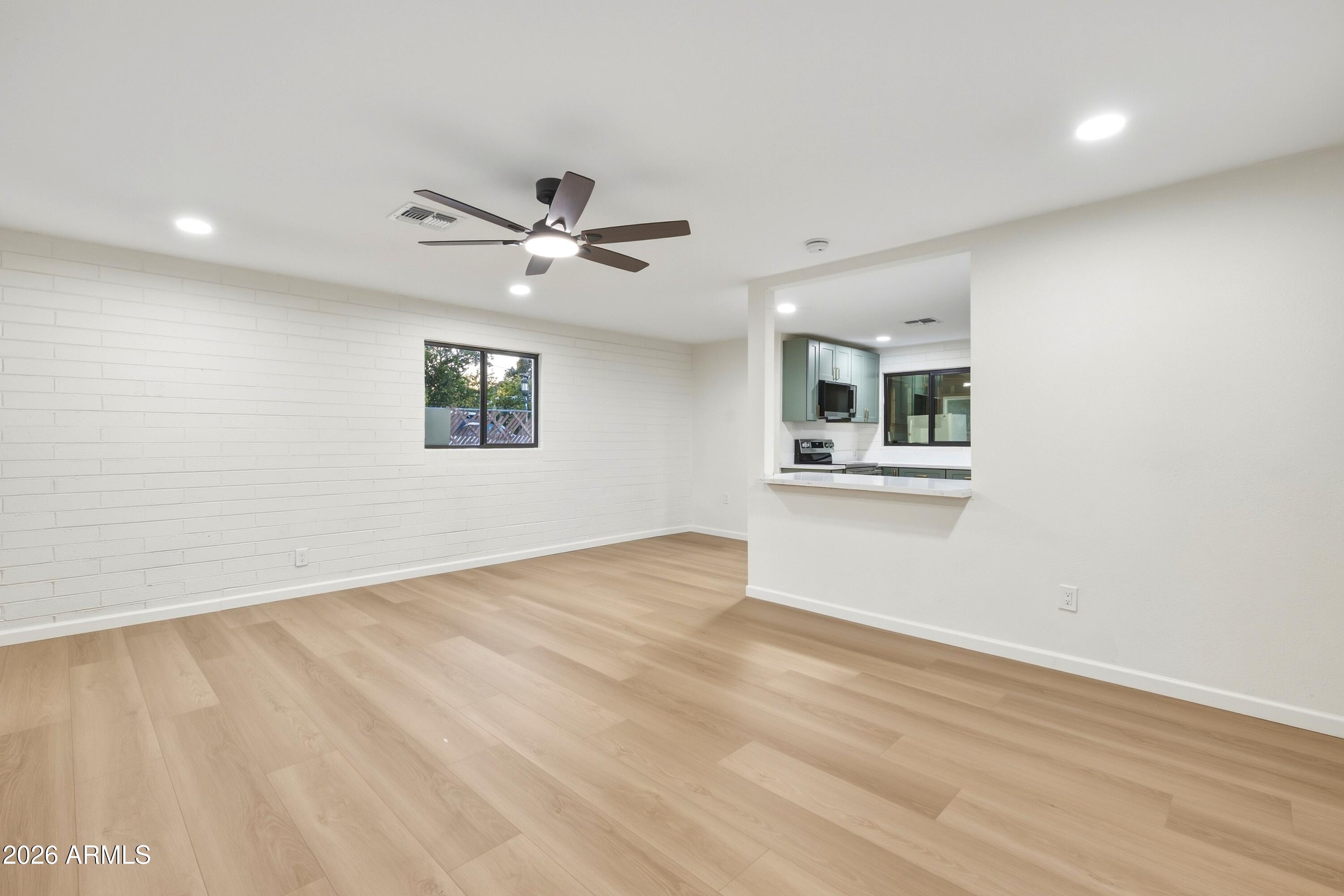 2930 East Granada Road Phoenix, AZ 85008 - Photo 22 of 33 2930_E_Granada_Rd_21