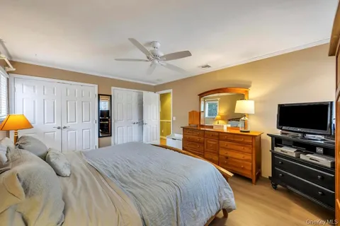 $799,999 | 274 Collington Drive, Ronkonkoma, NY 11779