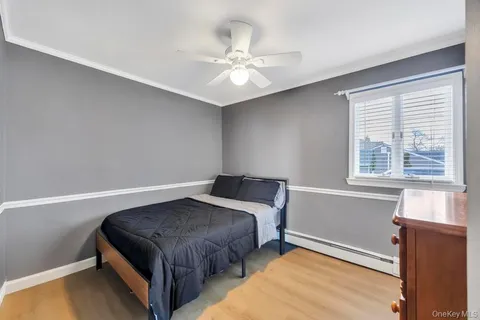 $799,999 | 274 Collington Drive, Ronkonkoma, NY 11779