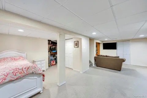 $799,999 | 274 Collington Drive, Ronkonkoma, NY 11779