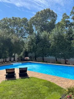 $799,999 | 274 Collington Drive, Ronkonkoma, NY 11779