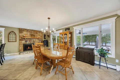 $799,999 | 274 Collington Drive, Ronkonkoma, NY 11779