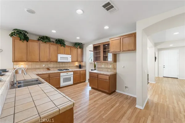 $3,650 | 39951 Capland Drive, Palmdale, CA 93551