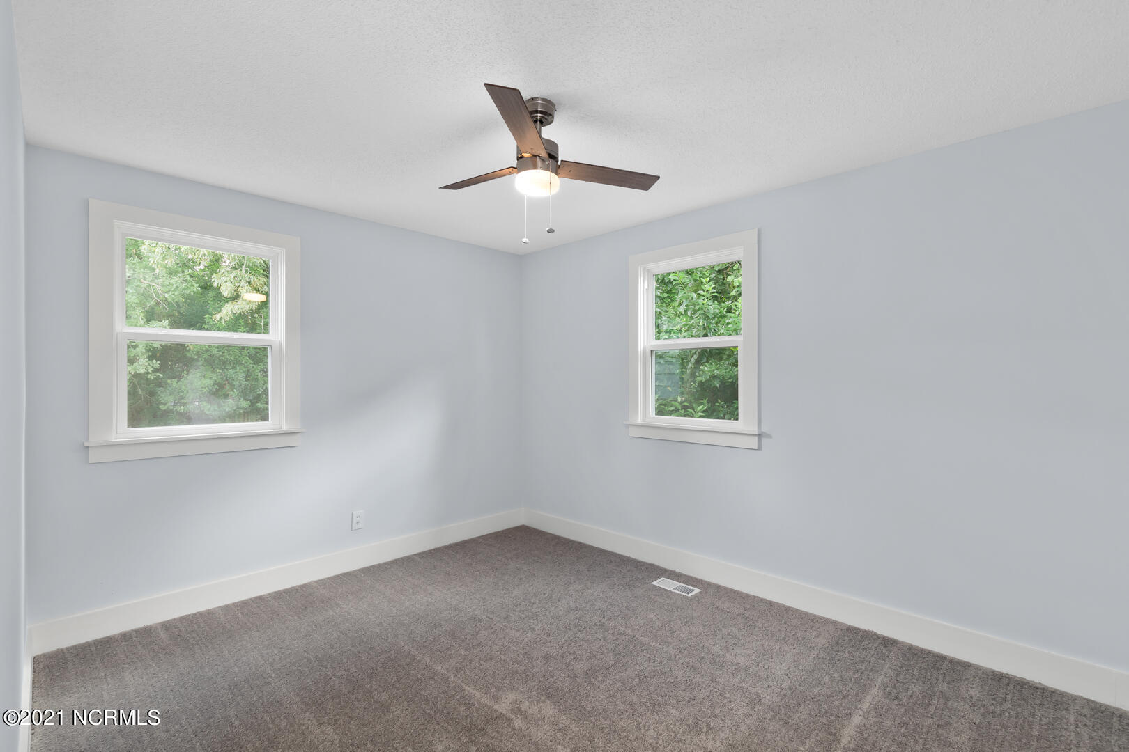 306 Decatur Road Jacksonville, NC 28540 - Photo 39 of 48 40
