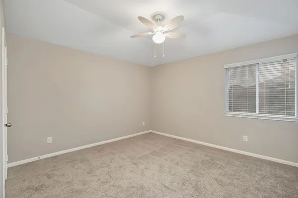 $2,350 | 7307 Shade Court, Pearland, TX 77584