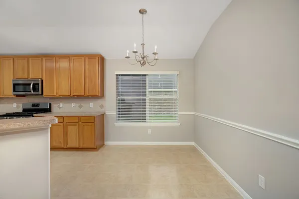 $2,350 | 7307 Shade Court, Pearland, TX 77584